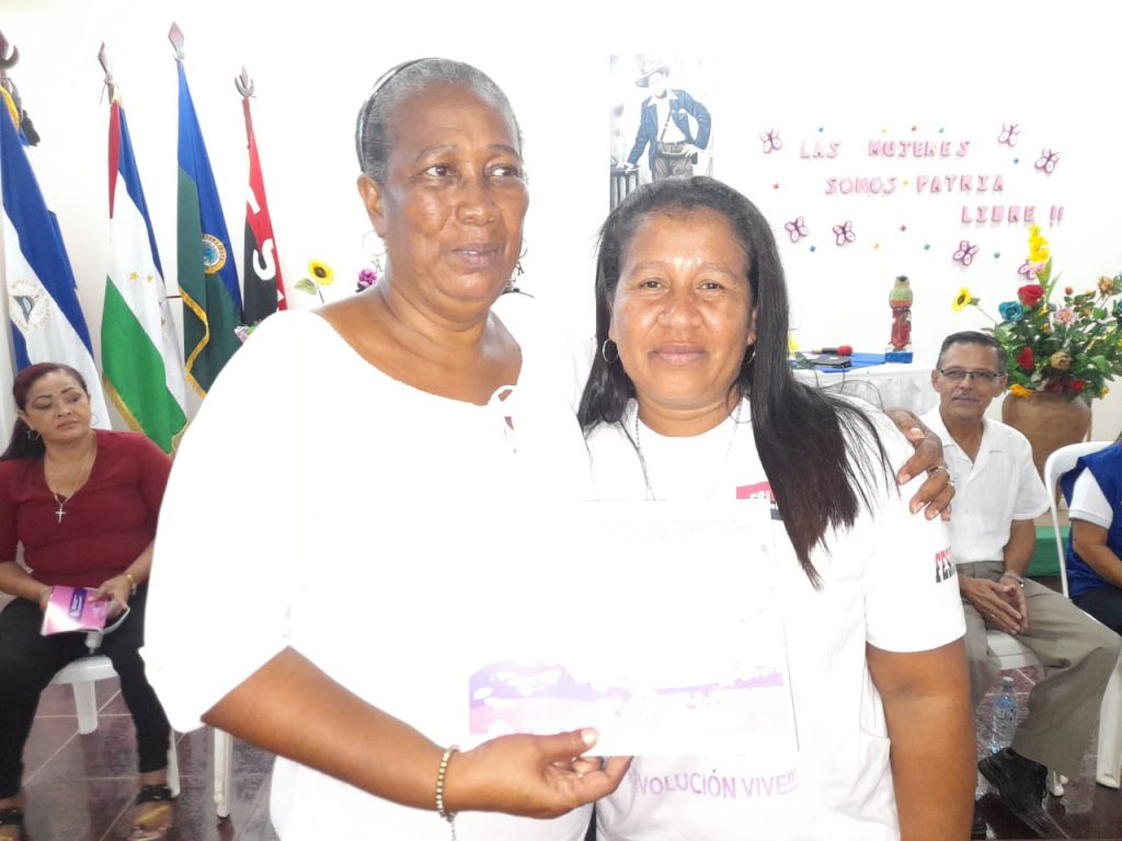 Mujeres (14)