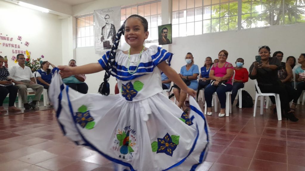 Mujeres (16)